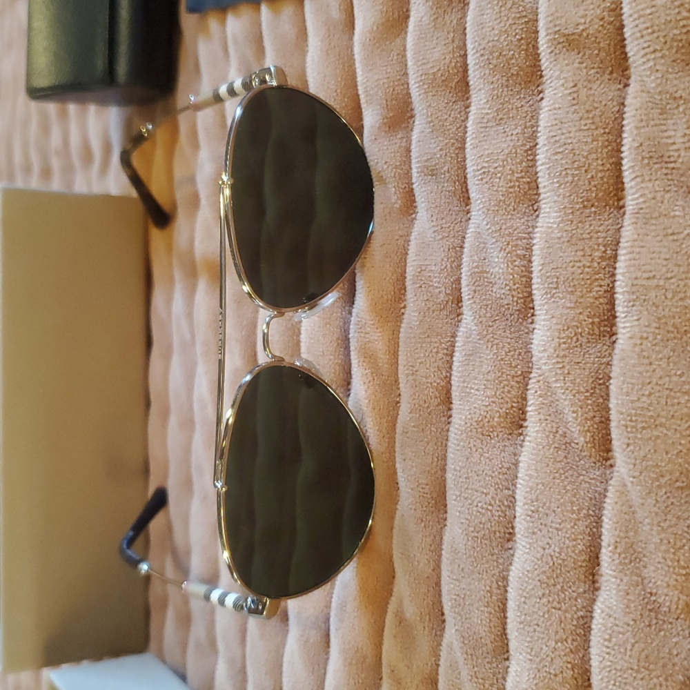 Burberry Black Sunglasses with Case and Cloth - Picture 2 of 5